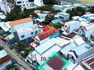 Bán nhà c4 mặt tiền kinh doanh buôn bán, gần cơ sở 5 đại học lạc hồng, cách bờ kè bửu long vào 100m