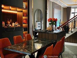 Bán nhà đi mỹ định cư  1 trệt 2 lầu, p. tân phong  gần trường thcs tân phong