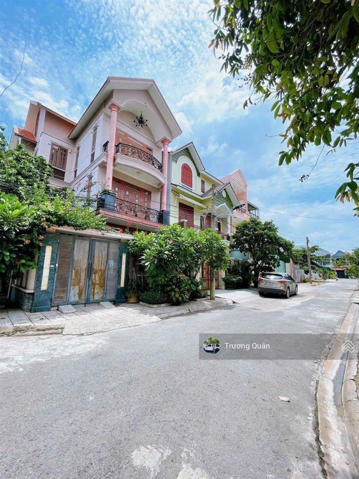 Bán lô đất biệt thự góc 2 mặt tiền  kdc phường bửu long  gần đường ven sông bửu long