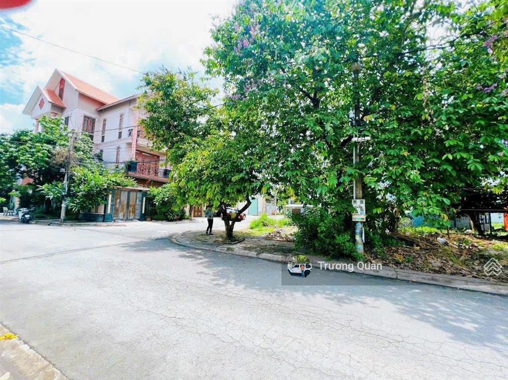 Bán lô đất biệt thự góc 2 mặt tiền  kdc phường bửu long  gần đường ven sông bửu long