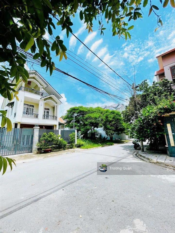 Bán lô đất biệt thự góc 2 mặt tiền  kdc phường bửu long  gần đường ven sông bửu long