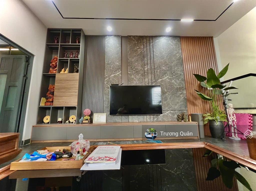 Siêu phẩm nhà đẹp 4 tấm  góc 2 mặt tiền  mặt tiền đường nguyễn ái quốc  đoạn kinh doanh sầm uất