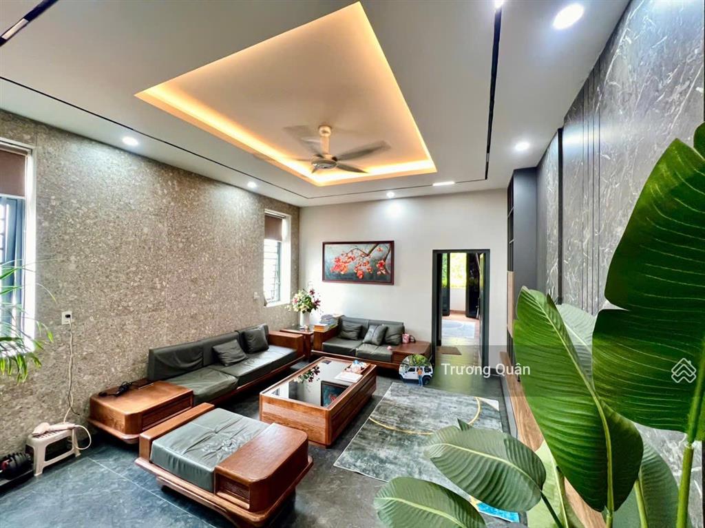 Siêu phẩm nhà đẹp 4 tấm  góc 2 mặt tiền  mặt tiền đường nguyễn ái quốc  đoạn kinh doanh sầm uất