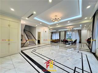 Cho thuê biệt thự đơn lập vinhomes riverside diện tích 375m2. thiết kế 4pn vs 3wc.