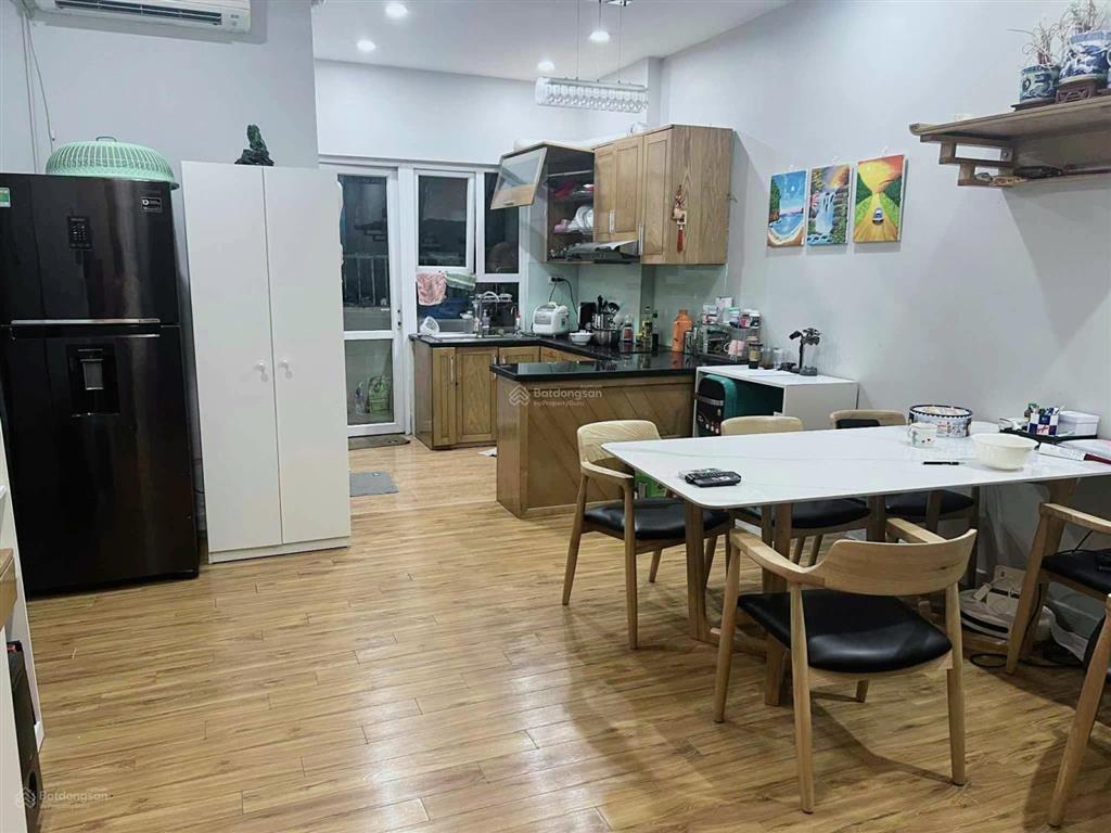 Bán cc 2pn, 2wc tại ct6 xa la, hà đông, 3,25 tỷ, 70m2, siêu hot