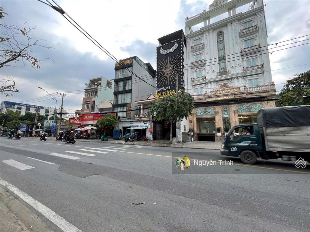 Đất đẹp gần ga metro xây khách sạn, biệt thự căn hộ dịch vụ cao cấp ngay đặng văn bi, ngang 8.1m