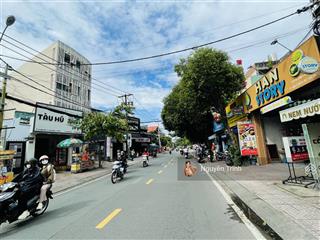 Siêu phẩm khan hiếm, mt kinh doanh sầm uất, vỉa hè lớn, dòng tiền khủng, xd cao tầng, ngang 8m
