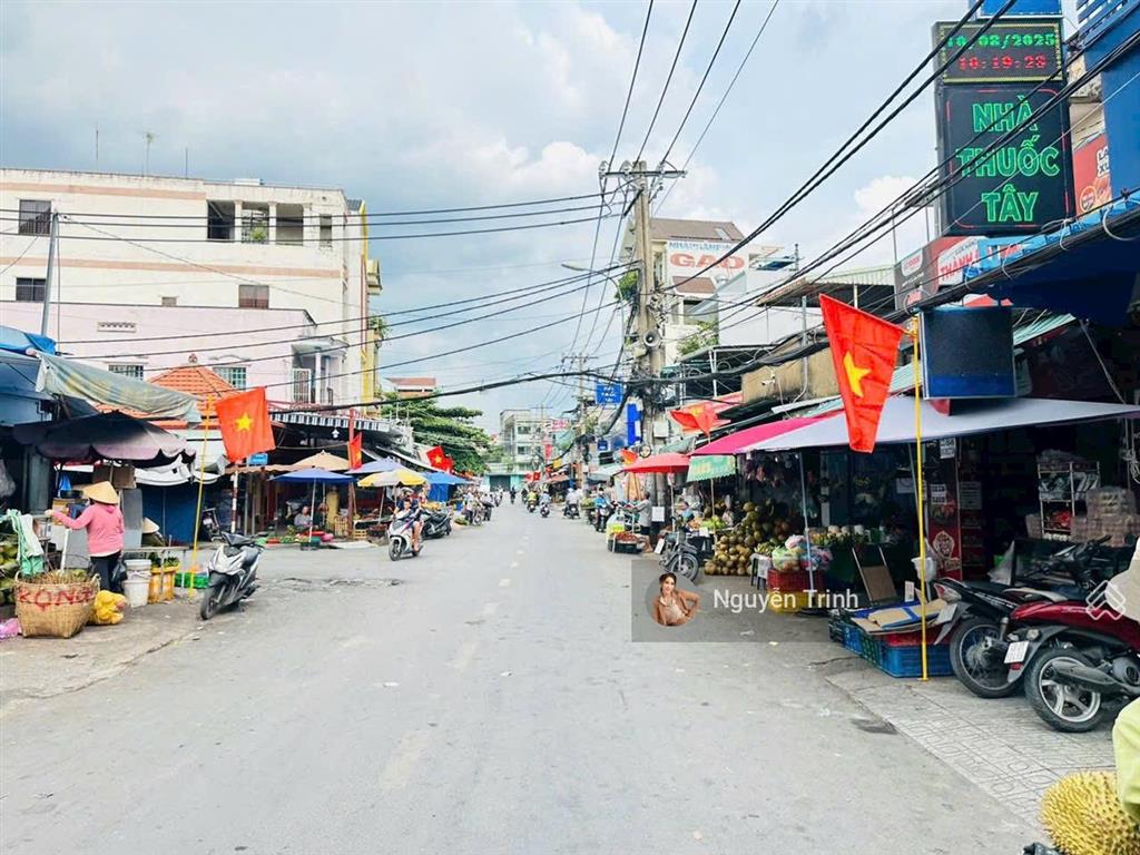 Bán nhà mặt tiền xây kiên cố 5 tầng ngay chợ linh trung  90m2 ngang 5m. vỉa hè rộng. sẵn thu nhập