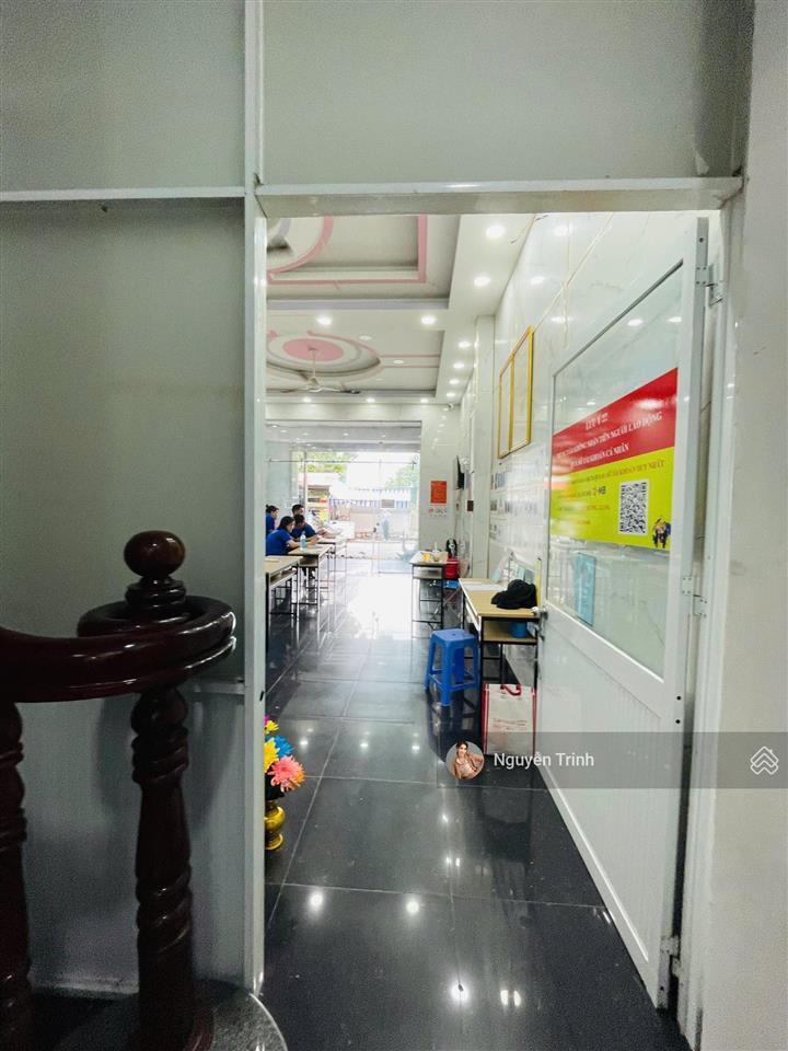 Bán nhà mặt tiền xây kiên cố 5 tầng ngay chợ linh trung  90m2 ngang 5m. vỉa hè rộng. sẵn thu nhập