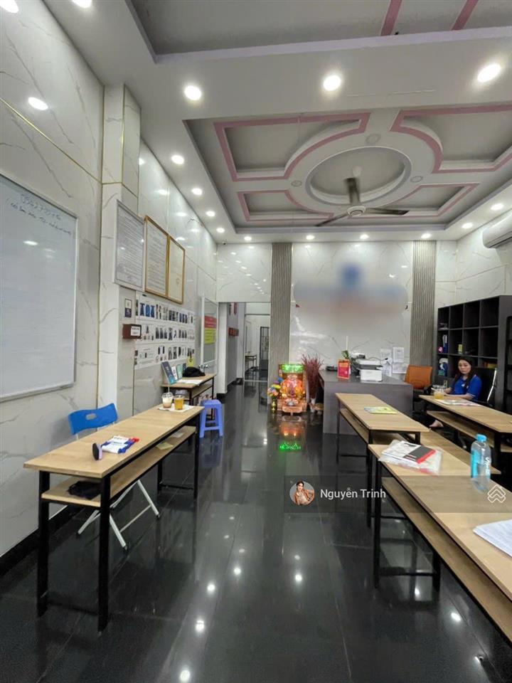 Bán nhà mặt tiền xây kiên cố 5 tầng ngay chợ linh trung  90m2 ngang 5m. vỉa hè rộng. sẵn thu nhập