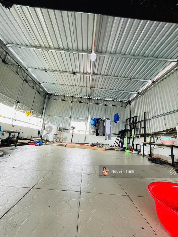 Bán nhà mặt tiền xây kiên cố 5 tầng ngay chợ linh trung  90m2 ngang 5m. vỉa hè rộng. sẵn thu nhập