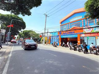 Hiếm nhà 2 mặt tiền lớn  đắc địa, kd vạn ngành nghề ngay ga metro cách chỉ 50m. 300m2 ngang 10m