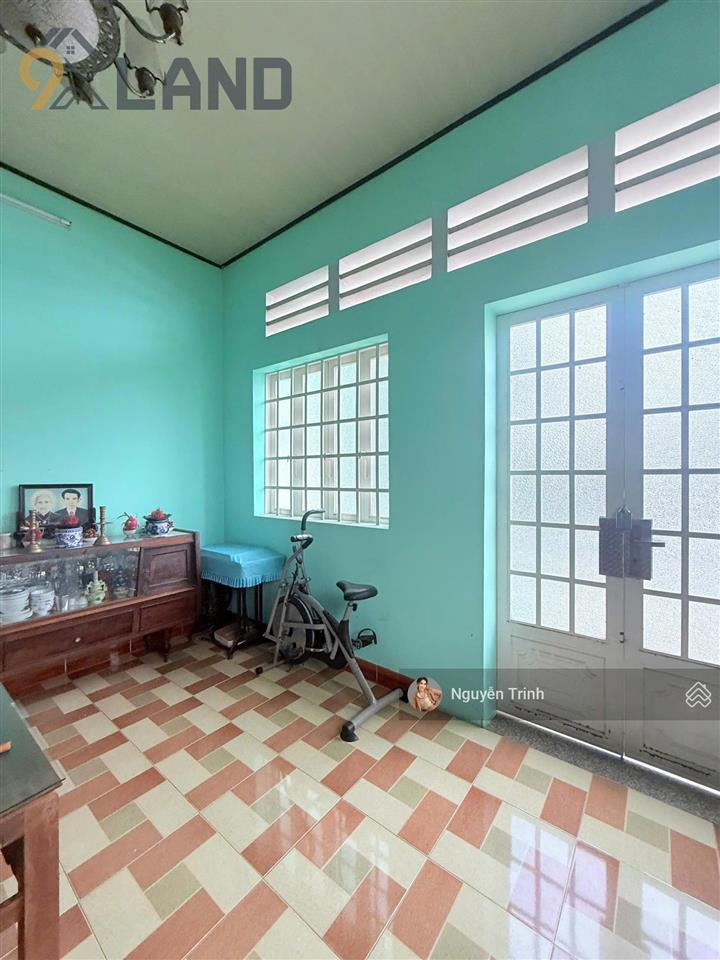 Bán nhà 2 mặt tiền truớc sau đuờng ôtô thông  gần wincom thủ đức p. linh chiểu.165m2 xd cao tầng