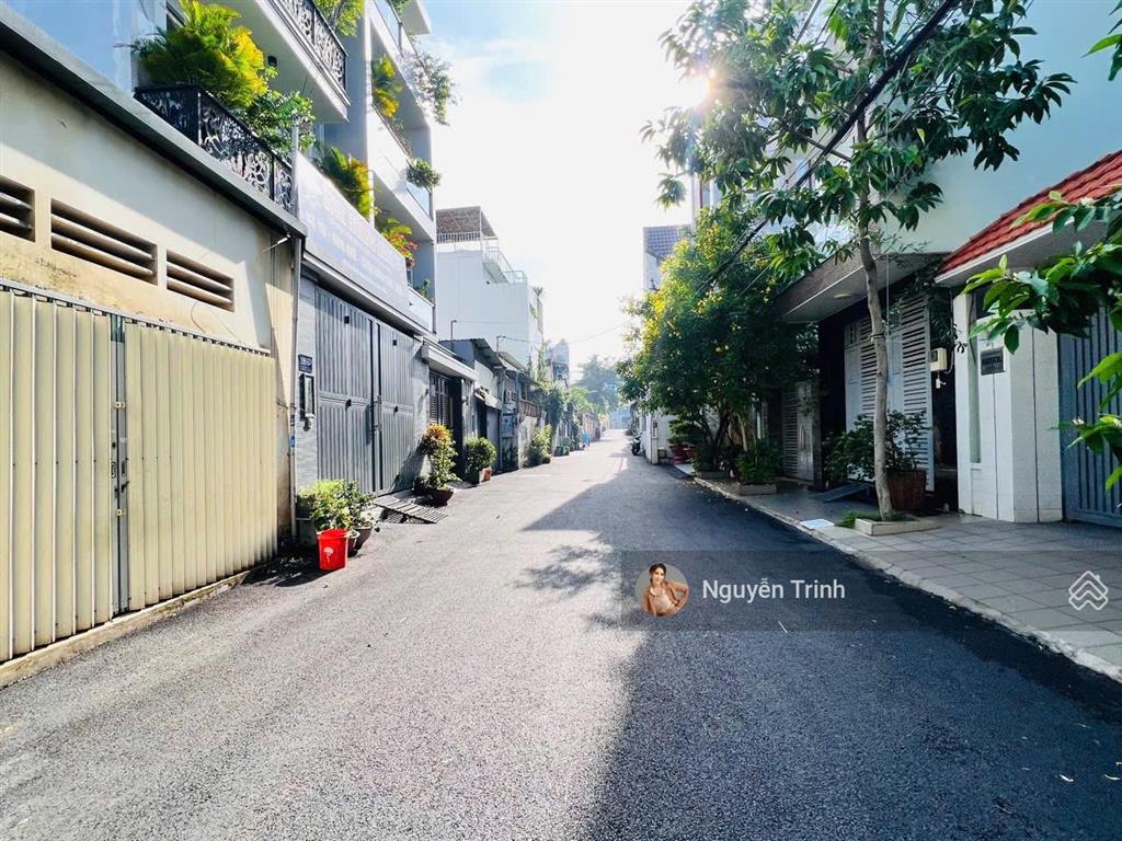 Hiếm, đất khu biệt thự, an ninh, gần metro thủ đức đuờng đặng văn bi xd cao tầng. ngang 5m full thổ