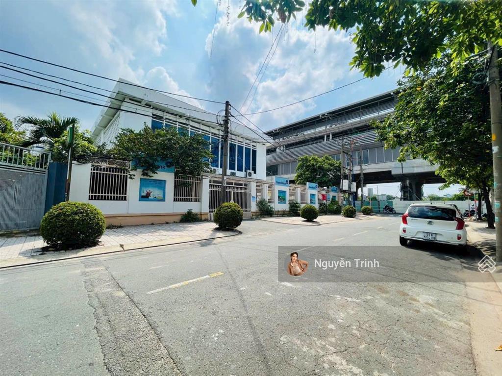 Bán lô đất góc 2 mặt tiền ngay ga metro chỉ 79 triệu/m2,xây được 7 tầng, 317m2 ngang 12m,full thổ