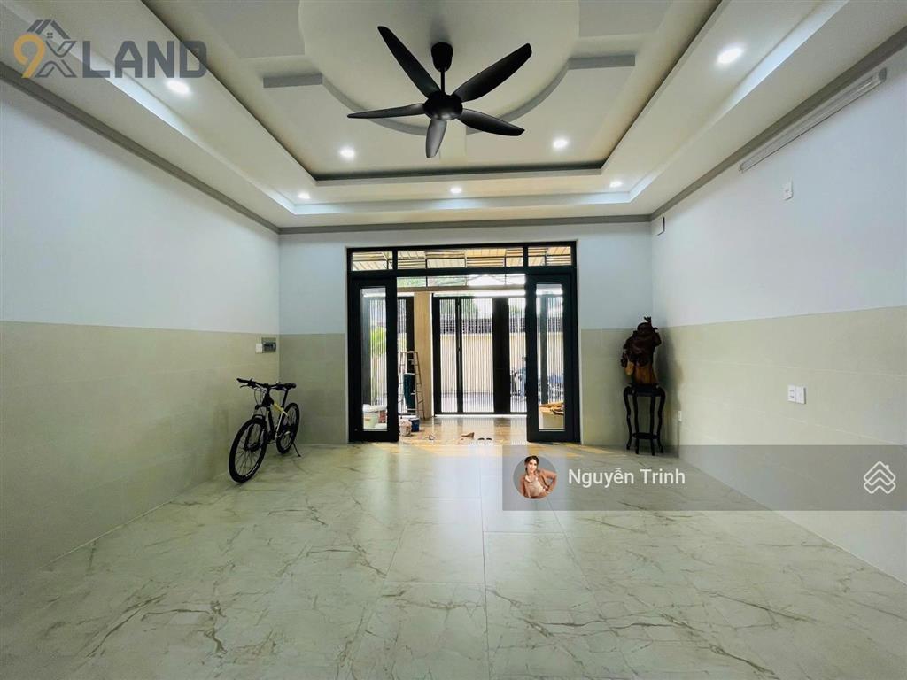 Siêu phẩm nhà mới xây 5 tầngcó thang máycho thuê 80tr/thángngay kha vạn câncòn tl tốt.