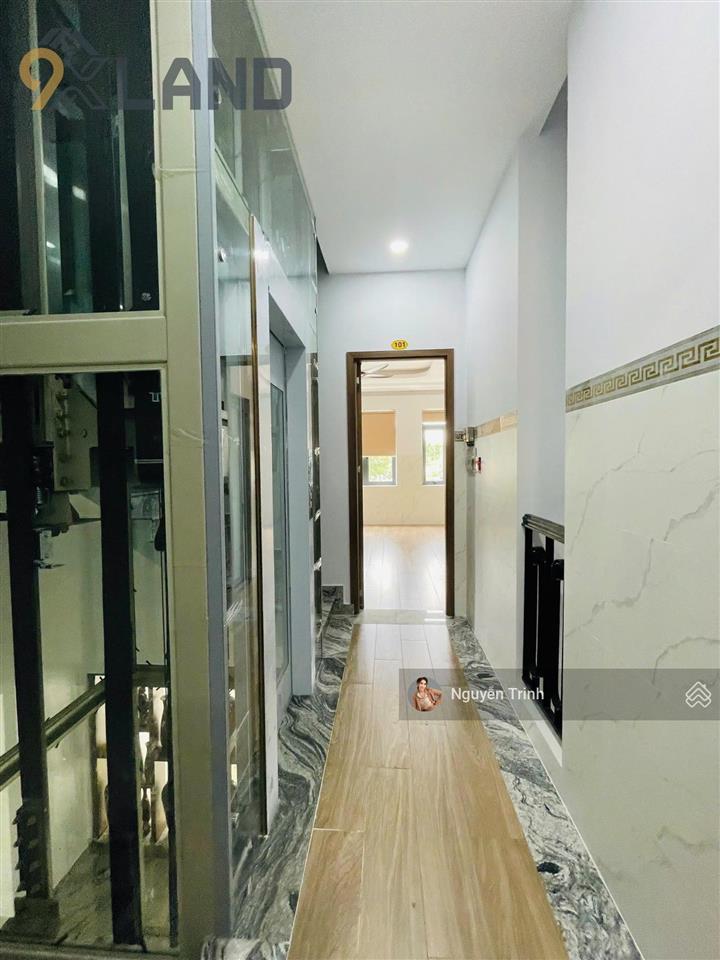 Siêu phẩm nhà mới xây 5 tầngcó thang máycho thuê 80tr/thángngay kha vạn câncòn tl tốt.