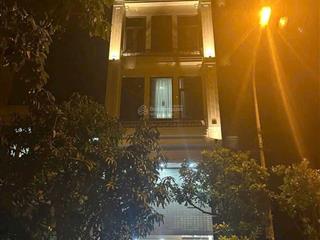 Bán nhà sổ đỏ chính chủ, xây mới 6 tầng có thang máy