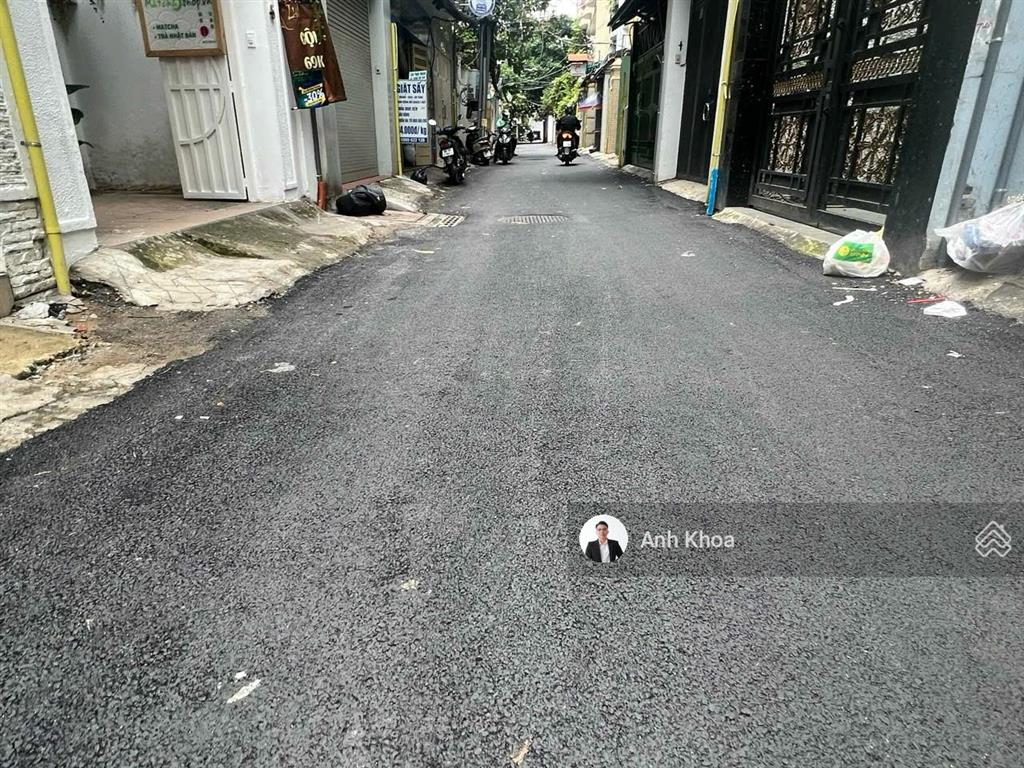 Xe 7 chỗ đến nhà hai bà trưng, tân định, q1 (4,5x20m) phong cách cổ điển. chỉ 16,9 tỷ tl.