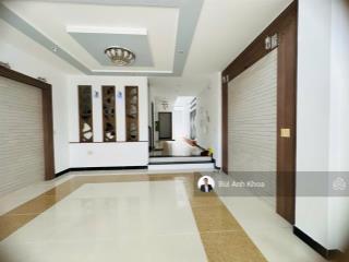 Vip xe hơi 8m trường sa, q3 (5,5 x 18m vuông vức) sẵn 5 tầng mới ở ngay. gần mt. chỉ 17,5 tỷ tl