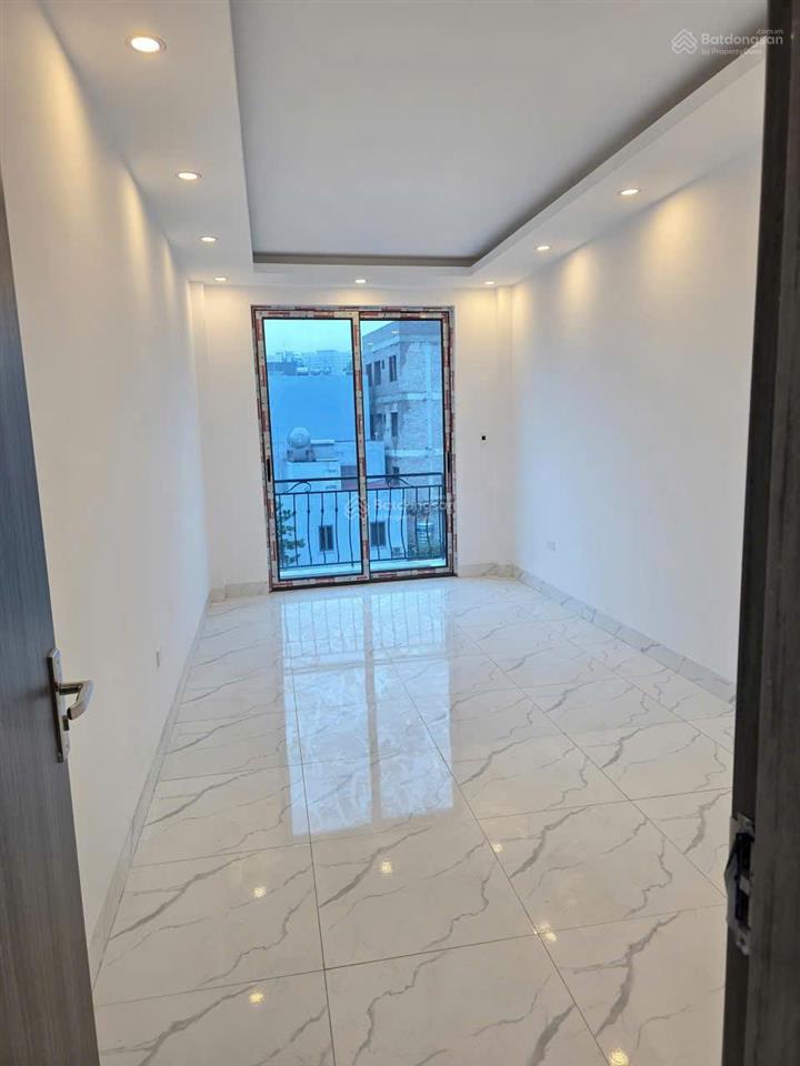 Bán nhà 5 tầng mới, lô góc 2 mặt thoáng, tổ 11 yên nghĩa, hà đông, 5,65 tỷ, sẵn sổ, full nội thất