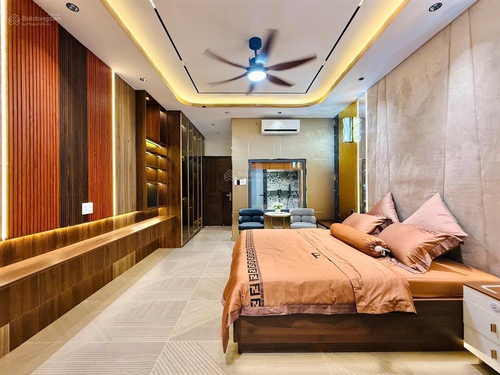 Mtkd 4x25, 7 tầng, thang máy, full nt, mới xây gần cv làng hoa, chỉ 15,x tỷ