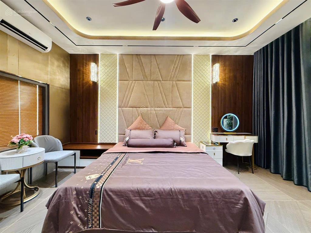 Mtkd 4x25, 7 tầng, thang máy, full nt, mới xây gần cv làng hoa, chỉ 15,x tỷ