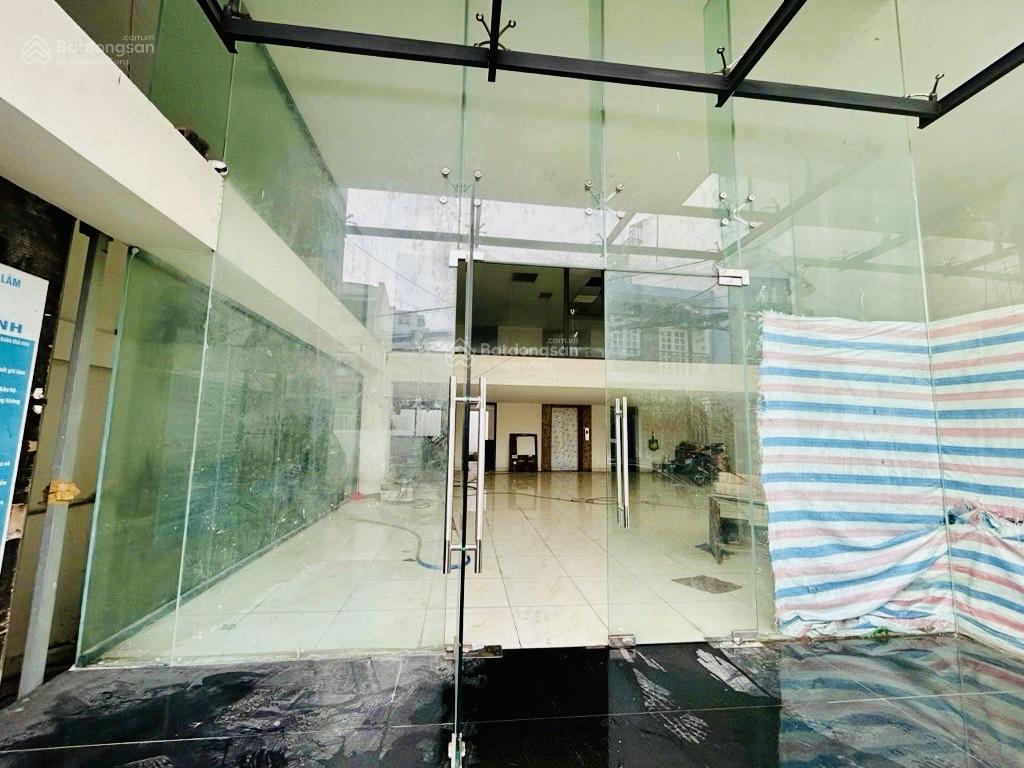 Lotte mart, 320m2, 6 tầng có hầm, thang máy, ô tô vào, chỉ 39 tỷ còn bớt