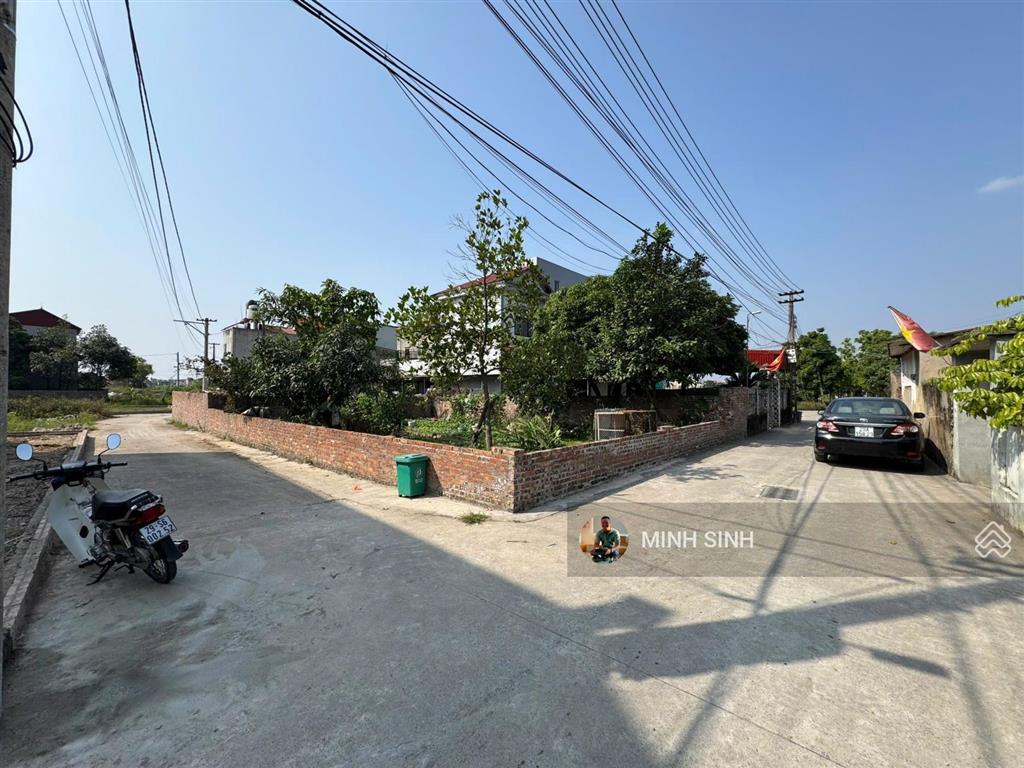 Chính chủ gửi bán lô đất đẹp tại thôn ấp bắc thượng (quang tiến cũ) dt 81m2. mt và mh 4,55m