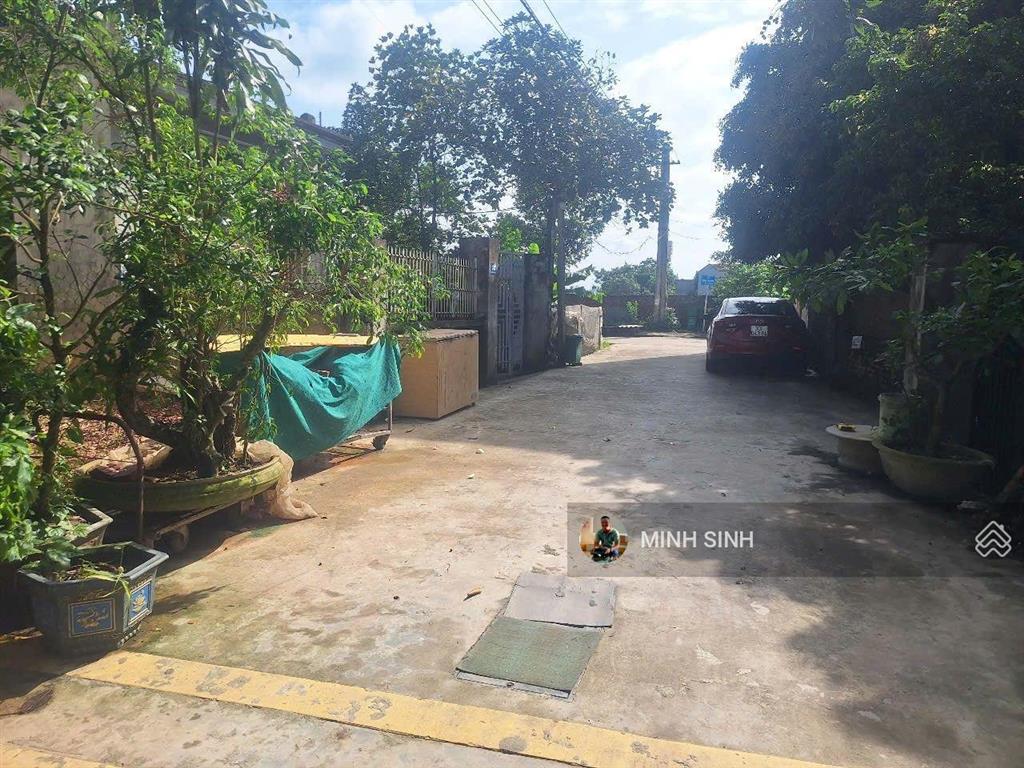 Chính chủ gửi bán lô đất đẹp tại thôn ấp bắc thượng ( quang tiến cũ) dt 80m. mt và mh 4m