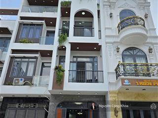 Bàn nhà gần aeon mall 1,5km, 4 phòng ngủ, gần chợ đêm hòa lân 300m, p. thuận giao, tp. thuận an