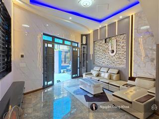 Bán nhà 2mt, ngang 5m, sân ô tô, 3 phòng ngủ, gần ngã ba cây điệp 500m, p.tân đông hiệp, tp.dĩ an