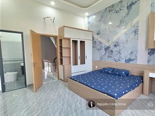 Bán nhà có sân ô tô, 4 phòng ngủ, có nội thất, kdc gần vòng xoay an phú 800m, p. an phú, thuận an
