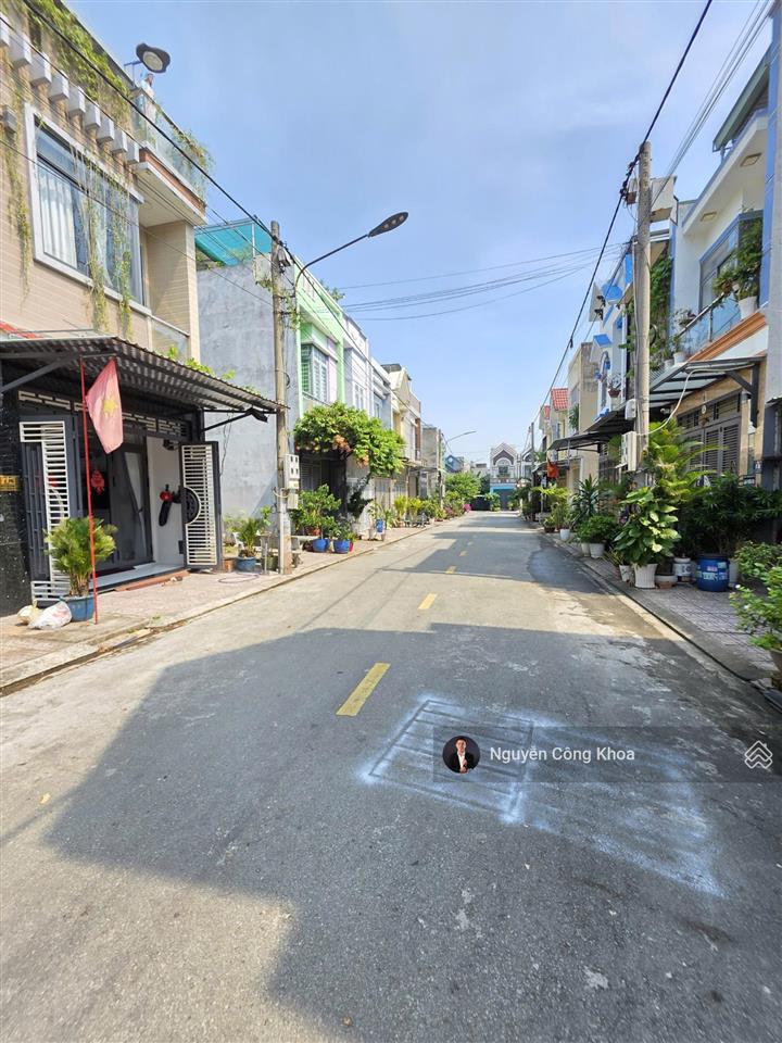 Bán đất sổ riêng, 69m2, kdc gần ngã tư chiêu liêu 500m, p. tân bình, tp. dĩ an