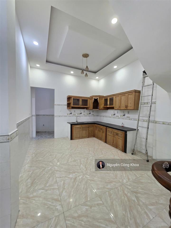 Bán nhà 78m2, sân ô tô, 3 phòng ngủ, gần khu du lịch hố lang 500m, p.tân bình, tp.dĩ an