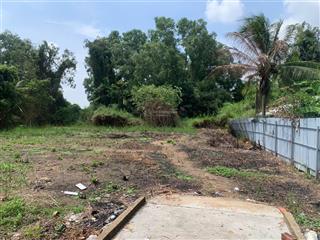 Bán 1000m2 đất full thổ cư ở cần giuộc. cách tphcm 30p đi xe