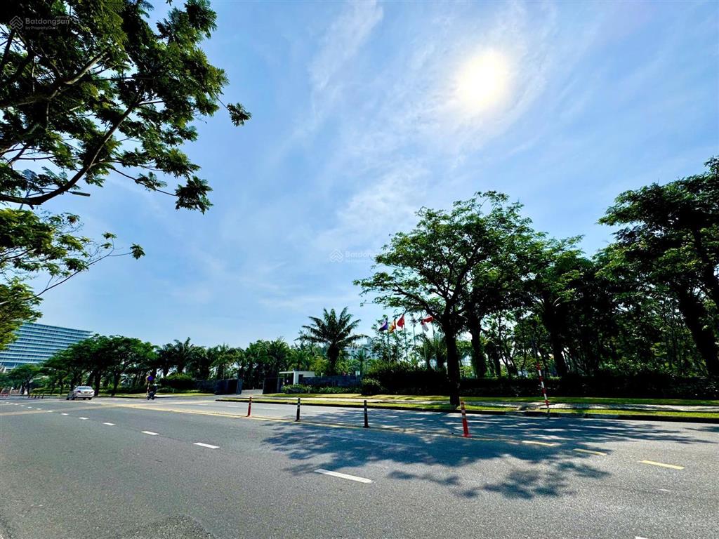 Bán 3 lô liền kề 300m đường 7m5 hoàng bình chính ngay khu biển non nước, gần ub phường hòa hải