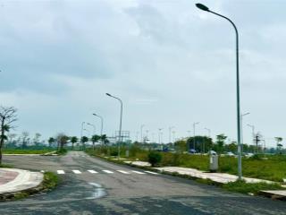 Bán lô góc 2mt đối diện công viên ngay cầu bờ quan sát minh mạng, gần sông vị trí tuyệt đẹp