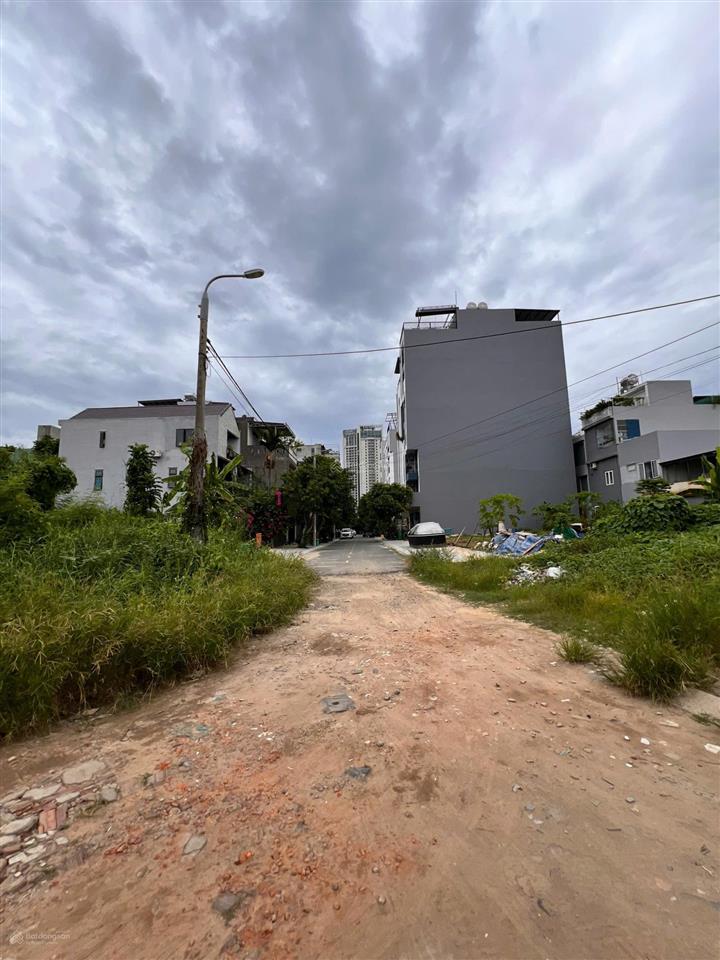 Bán lô đất biển 2mt đường nguyễn đình gần khu công viên hồ nghinh, gần chính hữu