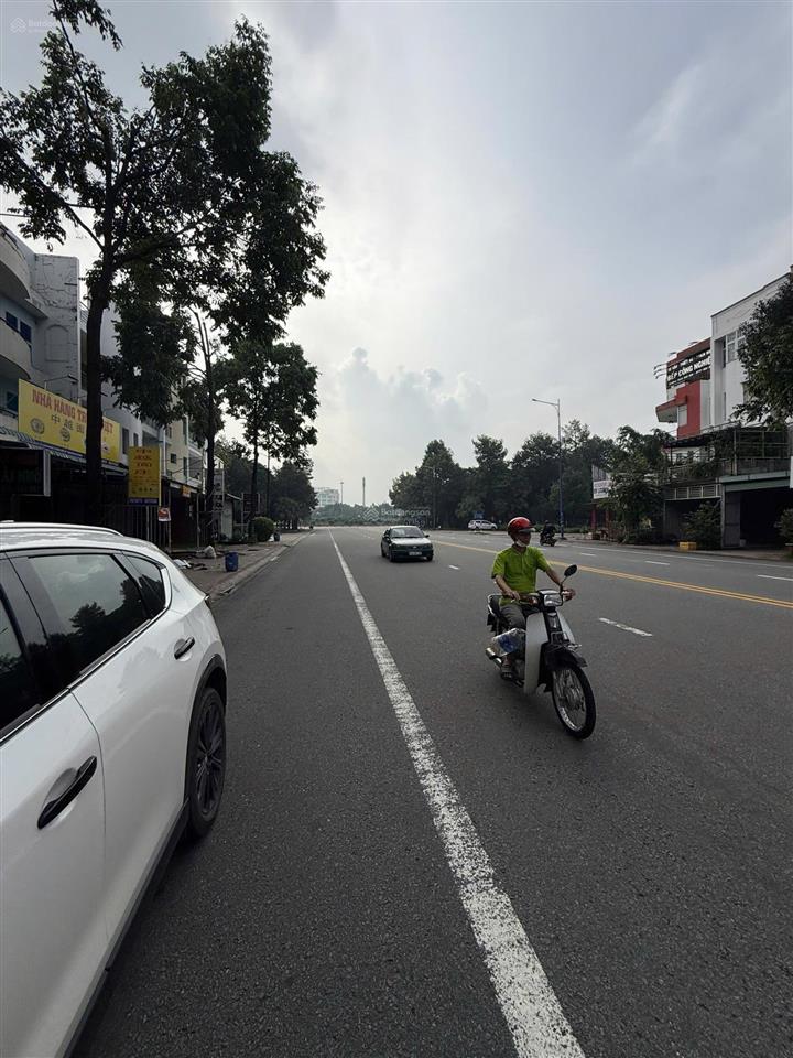 Bán nhà riêng 5,3 tỷ, 114m2 tại đường tc3, phường mỹ phước, bến cát, bình dương