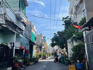 Mặt tiền đường nguyễn quý yêm, dt 4 x 19.2m nhà 3.5tấm mới vô ở liền trước tết giá 7.6tỷ tl