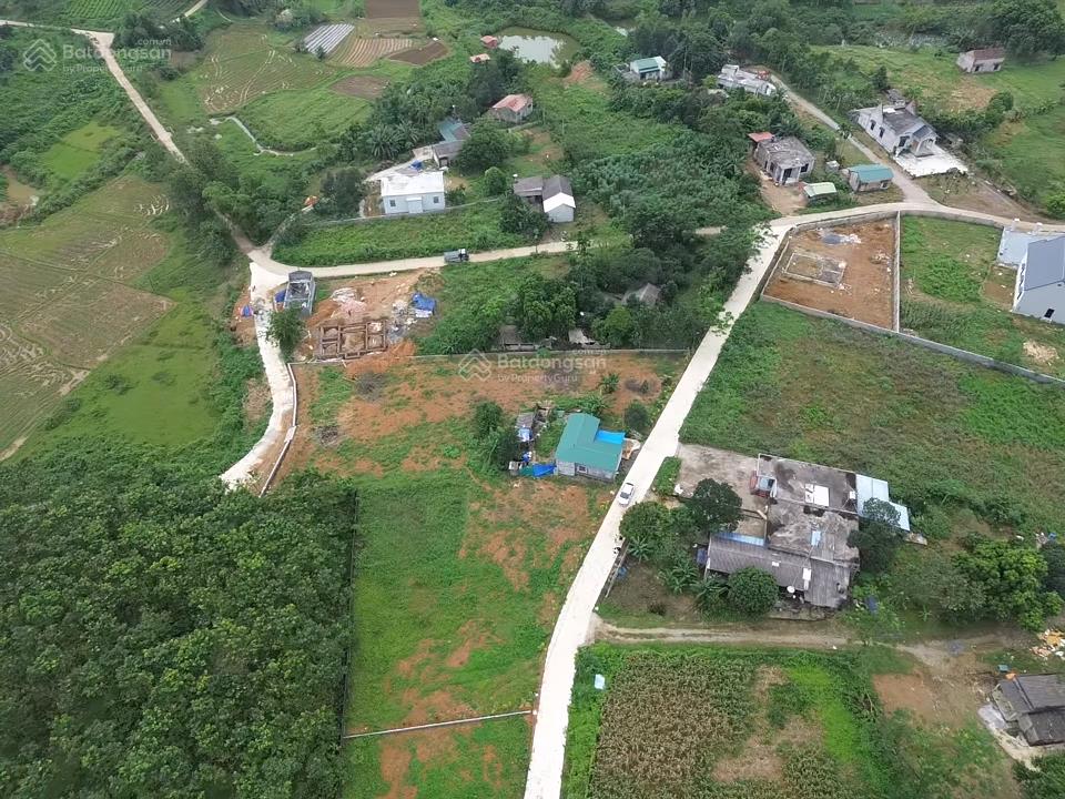 Cần bán lô đất nghỉ dưỡng s= 3000m2 có 400m2 ont giá cực tốt chỉnh nhỉnh 2tr/m2 . view thoáng đãng