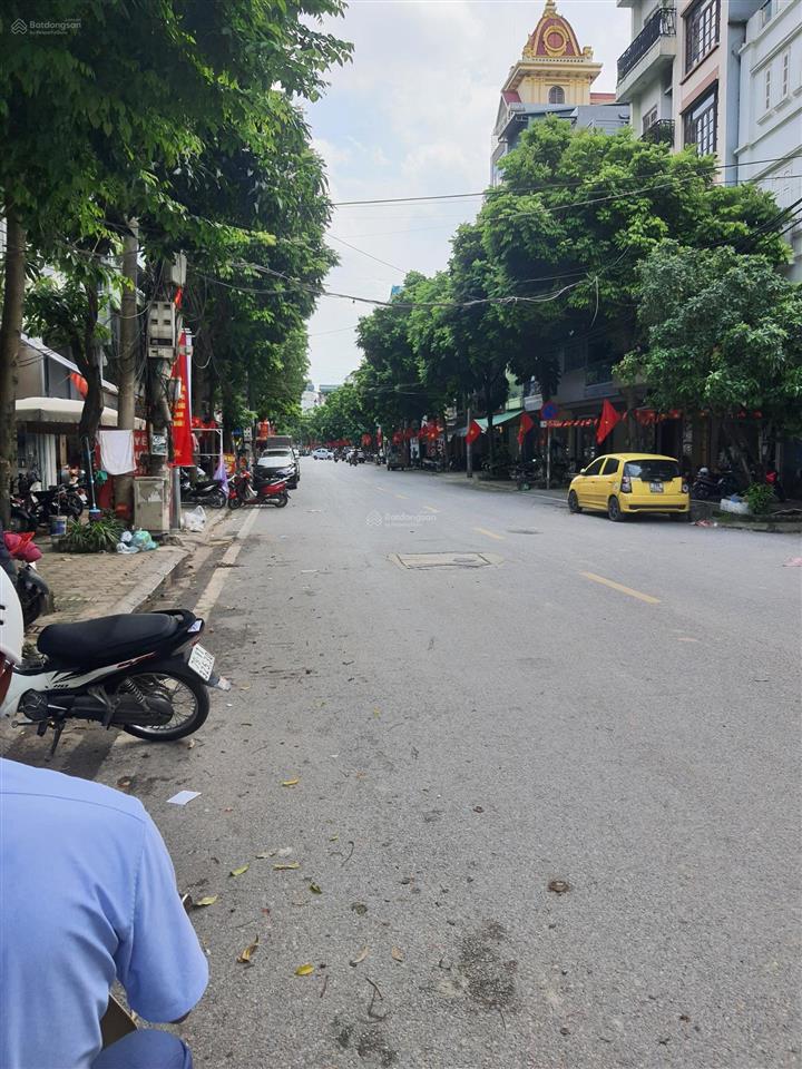 Cần bán gấp mảnh đất 108m2, mặt tiền 9m, tây hồ, ô tô tránh, vị trí thoải mái khai thác lợi nhuận