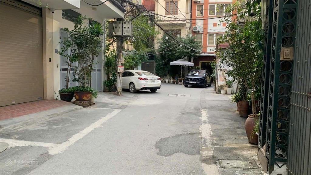 Nhà đẹp giá mềm  90m2  4 tầng  mặt tiền 4,5m phố vương thừa vũ