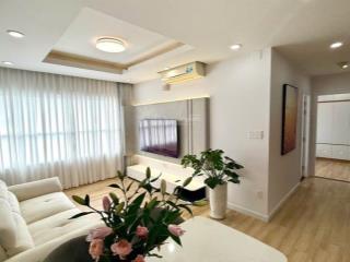 Cần bán gấp căn hộ sunrise city đối diện lotte quận 7.