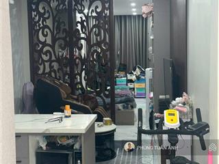 Nhà mặt phố hồ sen 4 tầng có thang máy, vị trí đắc địa, giảm giá sốc nửa tỷ