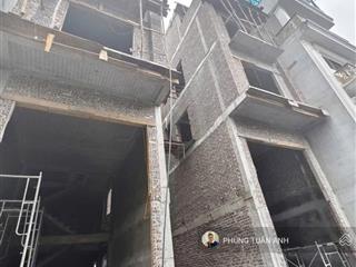 Khu nhà xây mới oto đỗ cửa , vào nhà vô địch trong tầm giá , ngay aeon mall  hoàng huy commecer.