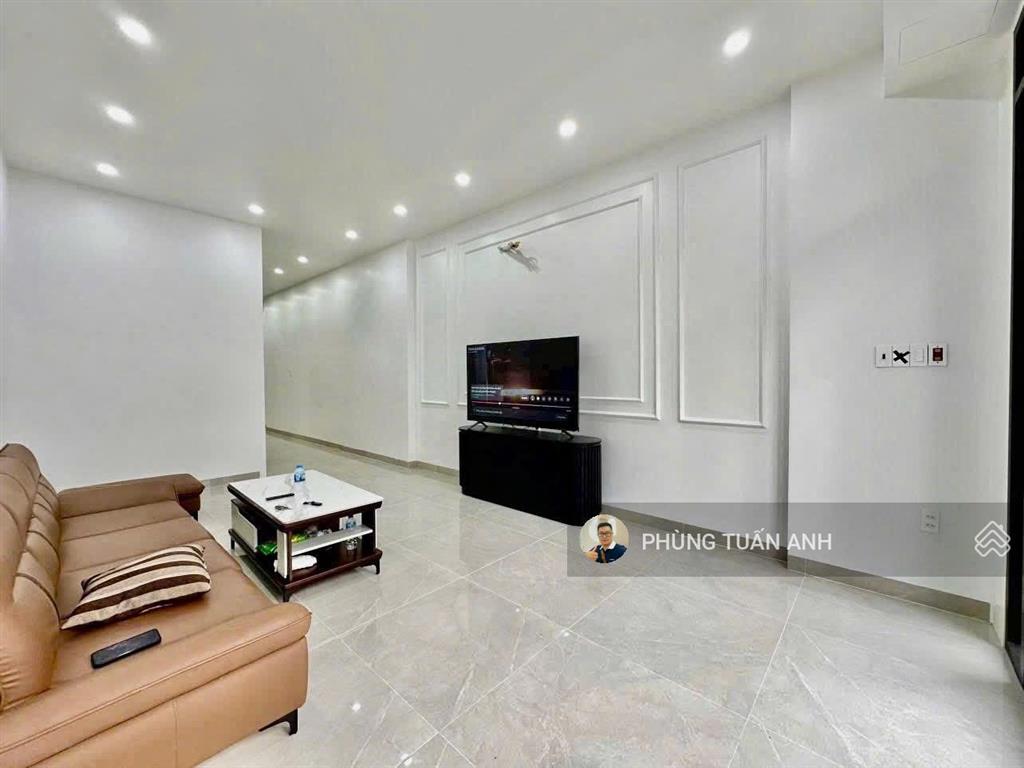 Nhà phố phân lô tuyến 2 ngô gia tự  sát lê hồng phong full tiện ích, 78m2 giá chỉ 8tỷ1