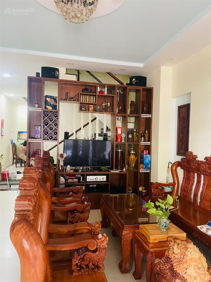 Bán nhà liền kề 4 tầng trong khu him lam phú đông  dương 0906 388 ***