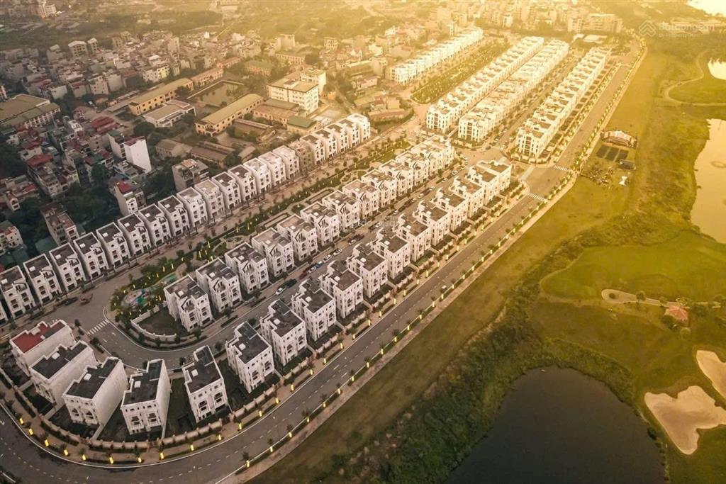 Mở bán biệt thự long biên golf villas 218  545m²  sổ   pkd 0906 388 ***